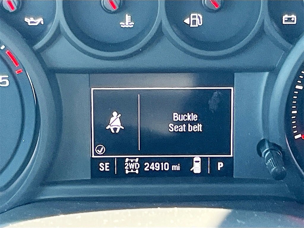 Used 2024 Chevrolet Silverado 2500 Custom w/ Custom Value Package image 12