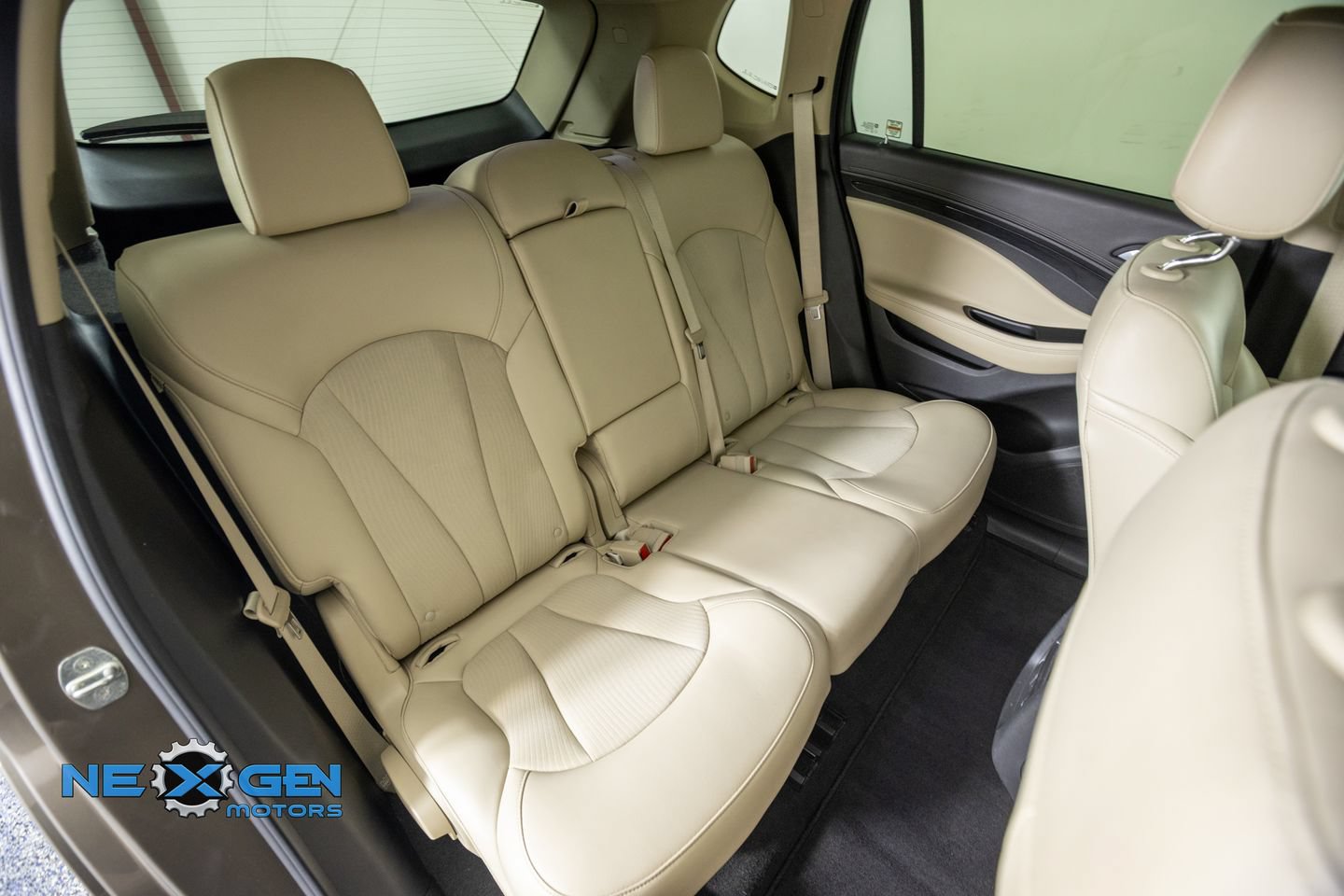 Used 2018 Buick Envision Preferred FWD image 36
