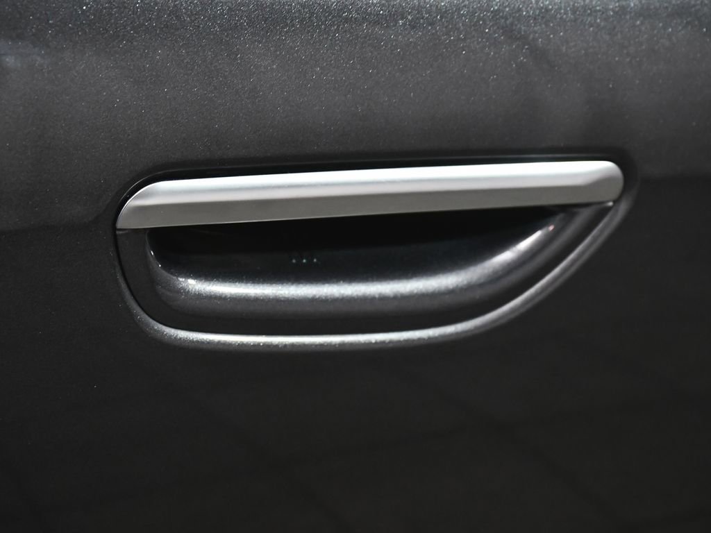 Used 2024 Maserati Grecale GT AWD/4WD image 23