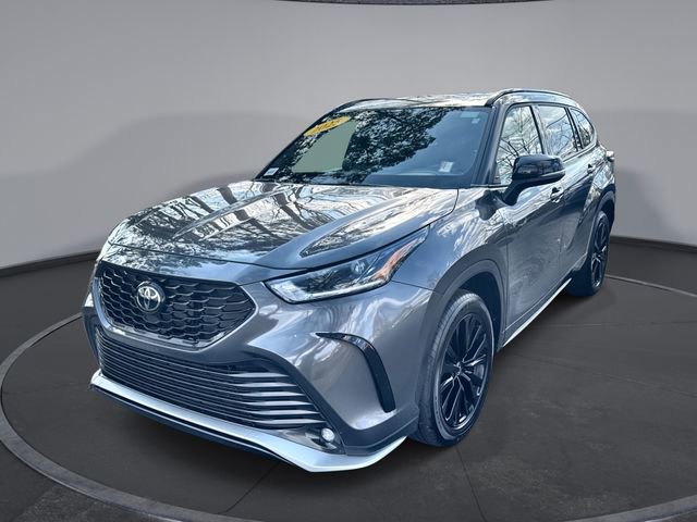 Used 2025 Toyota Highlander XSE