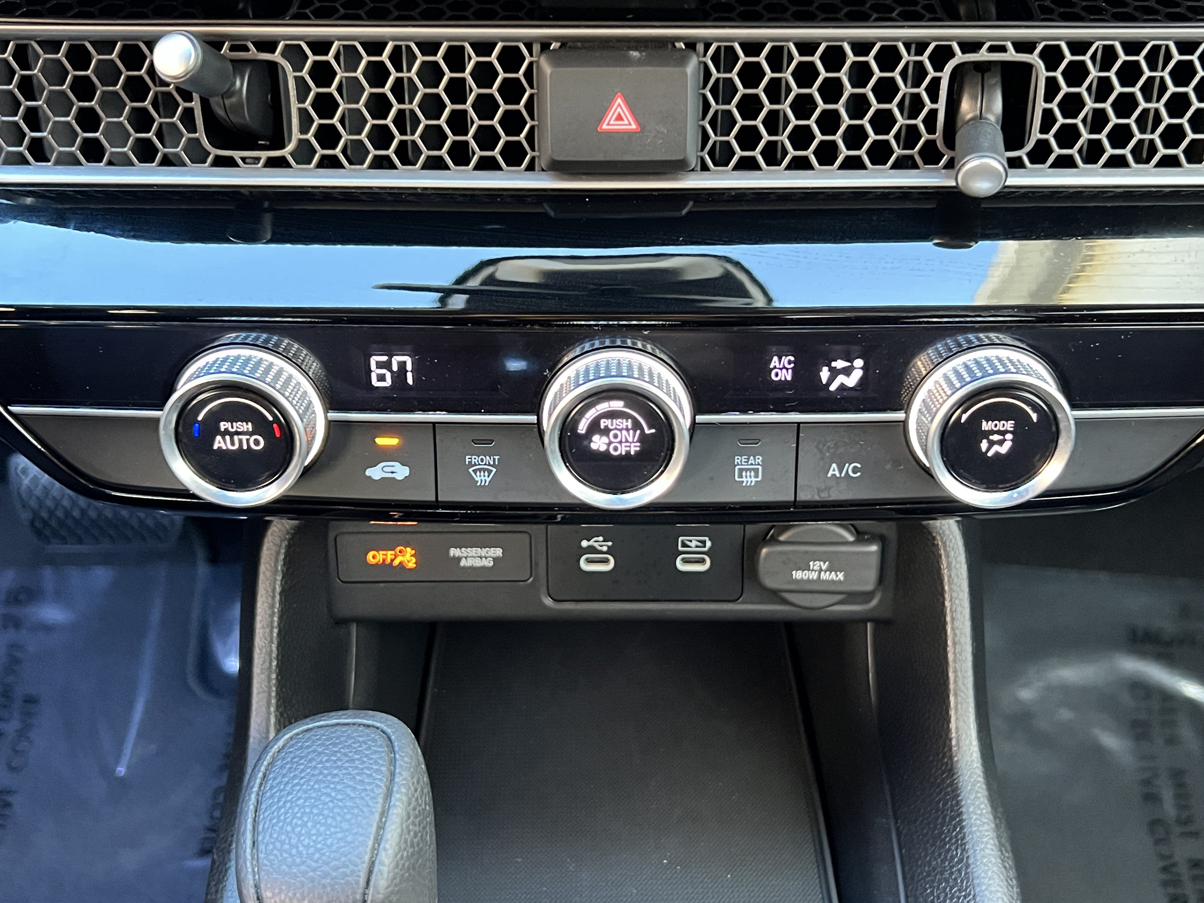 Used 2025 Honda Civic LX image 28
