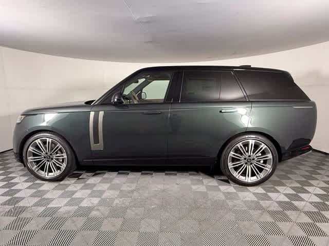 New 2027 Land Rover Range Rover SE AWD/4WD image 3