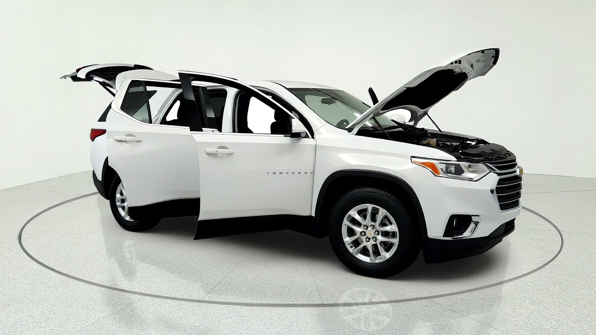 Used 2021 Chevrolet Traverse LT FWD image 14
