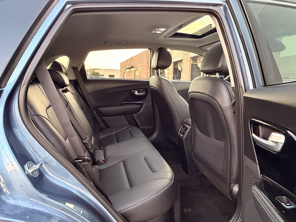 Used 2022 Kia Niro EX Premium FWD image 16