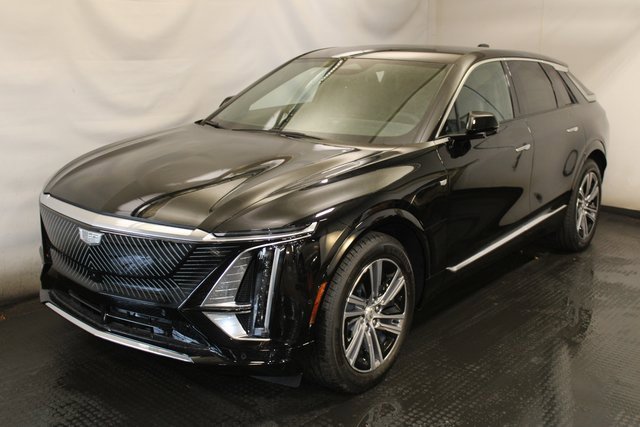 New 2026 Cadillac Lyriq Luxury