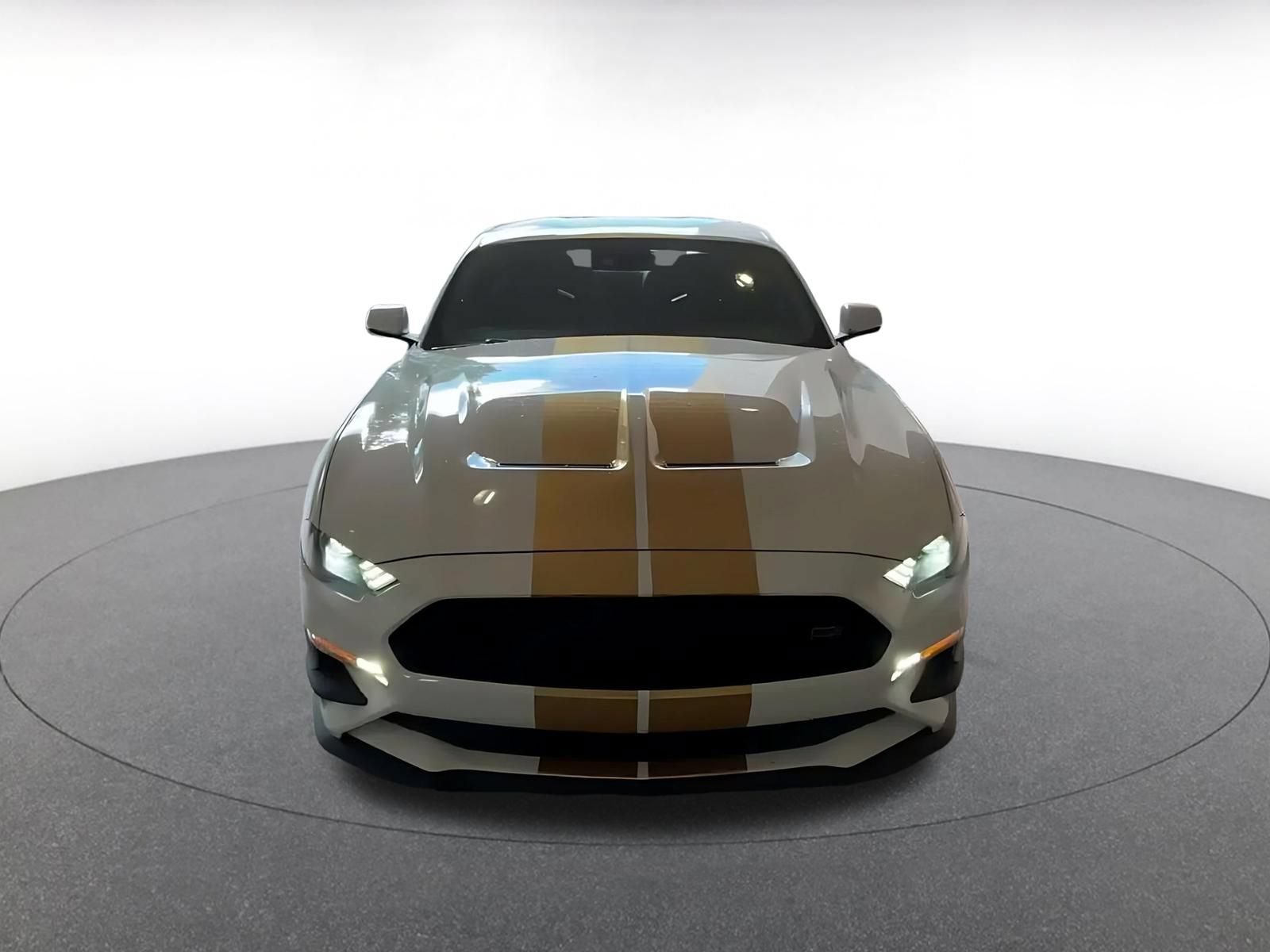Used 2022 Ford Mustang GT Premium w/ GT Performance Package RWD image 4