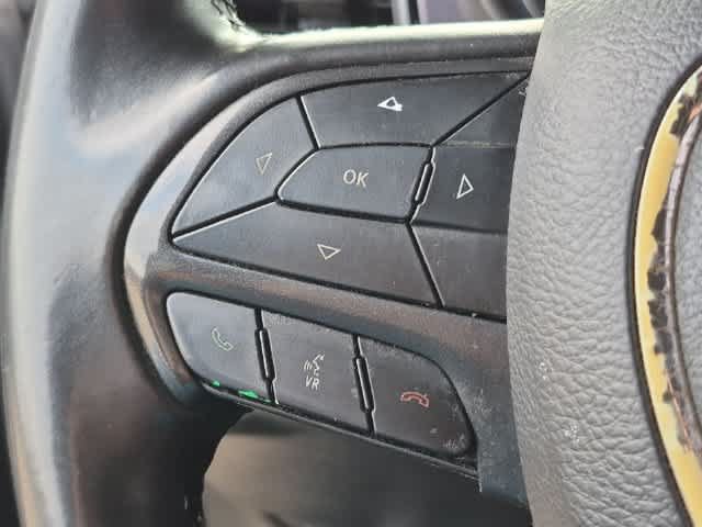 Certified 2018 Dodge Challenger SXT RWD image 22