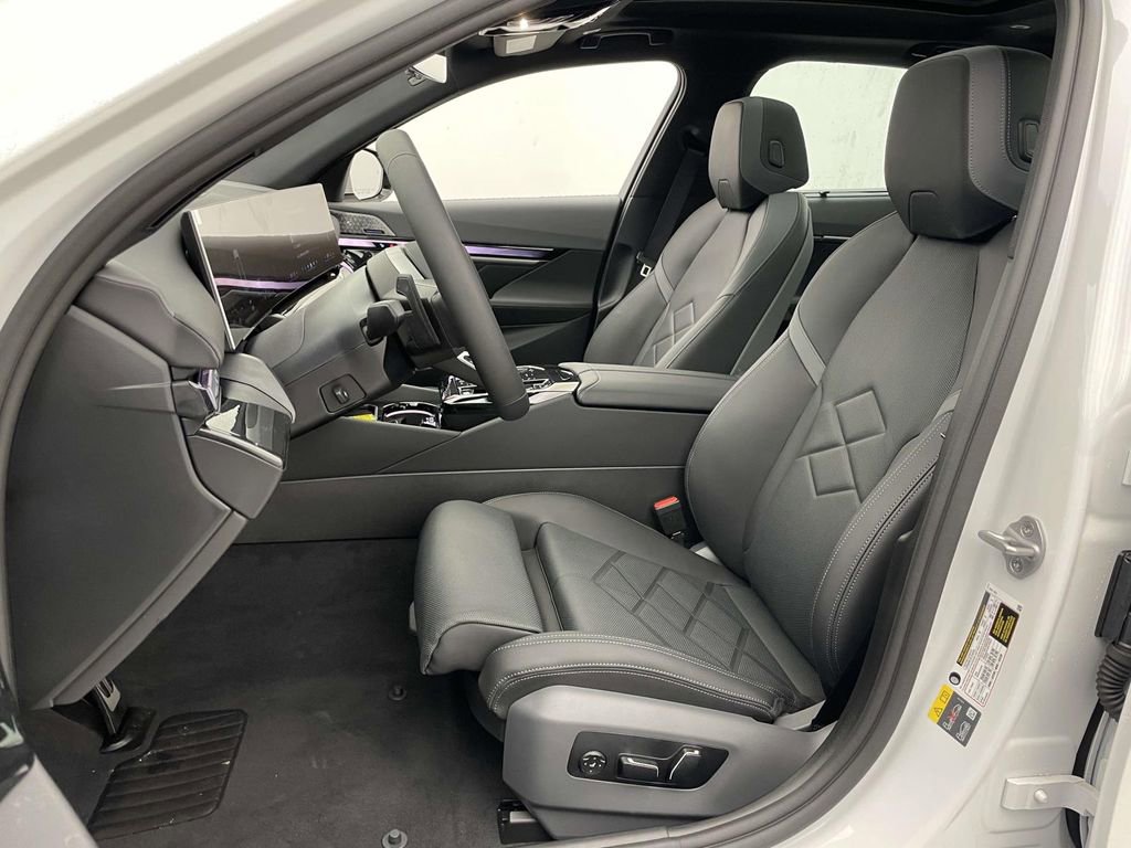 New 2026 BMW 550e xDrive w/ Executive Package AWD/4WD image 13