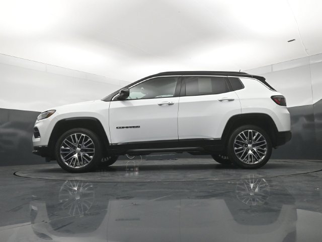 Used 2024 Jeep Compass Limited w/ Elite Group AWD/4WD image 21