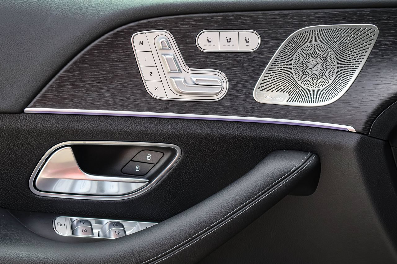 New 2026 Mercedes-Benz GLS 450 4MATIC image 14