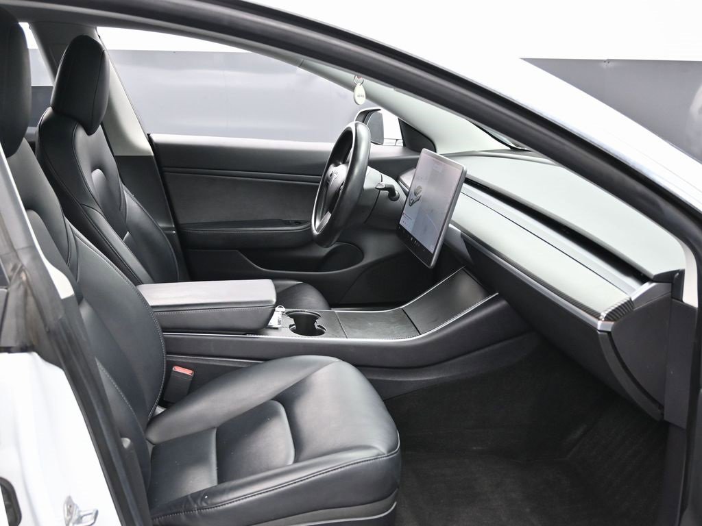 Used 2019 Tesla Model 3 Standard Range Plus image 37