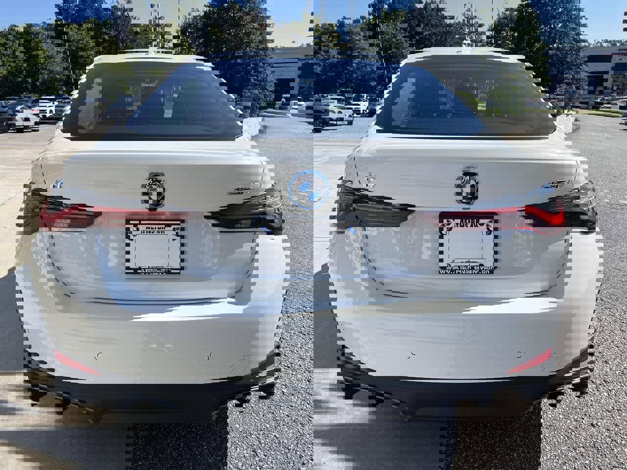 Used 2025 BMW i4 eDrive40 w/ Premium Package image 12