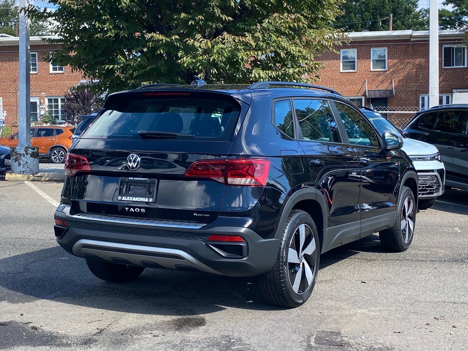 Certified 2023 Volkswagen Taos S AWD/4WD image 3