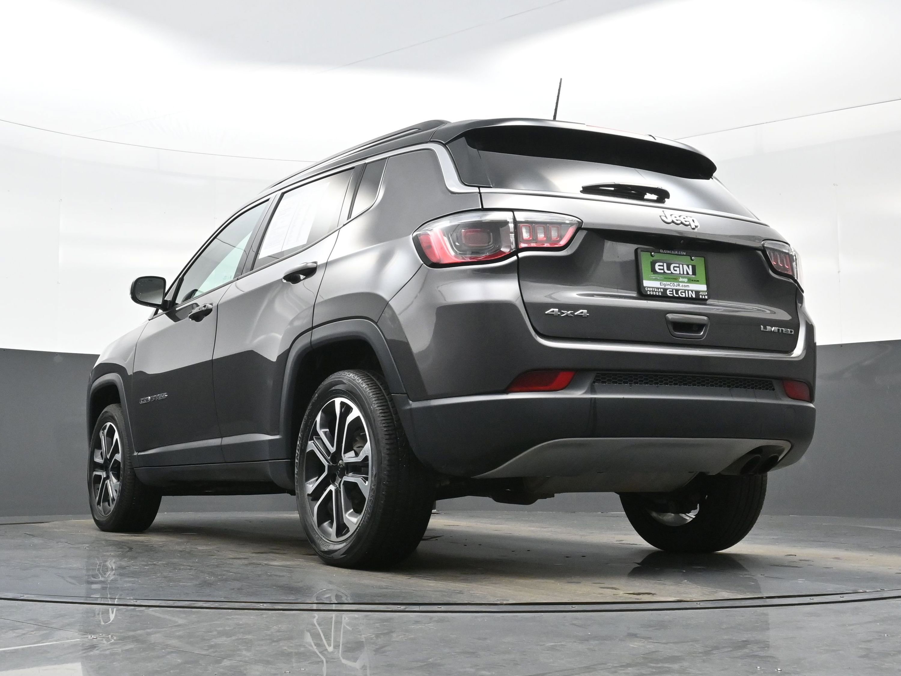 Used 2022 Jeep Compass Limited image 26