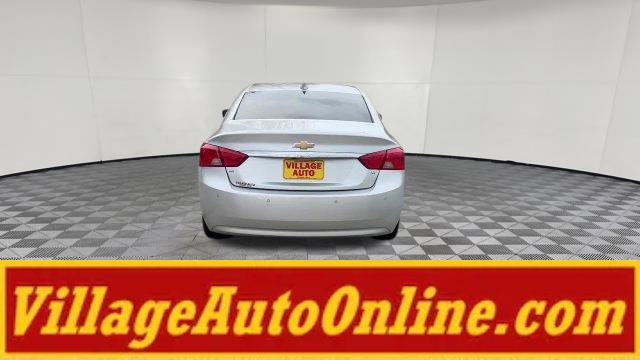 Used 2015 Chevrolet Impala LT w/ Convenience Package FWD image 39