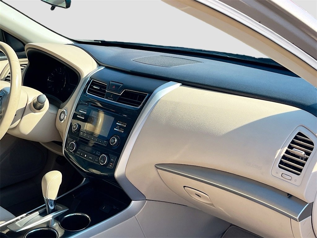 Used 2013 Nissan Altima 2.5 SV image 27