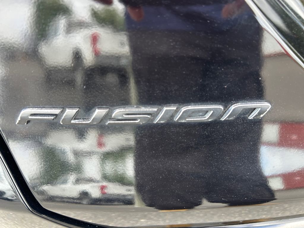 Used 2016 Ford Fusion SE w/ Equipment Group 202A FWD image 36