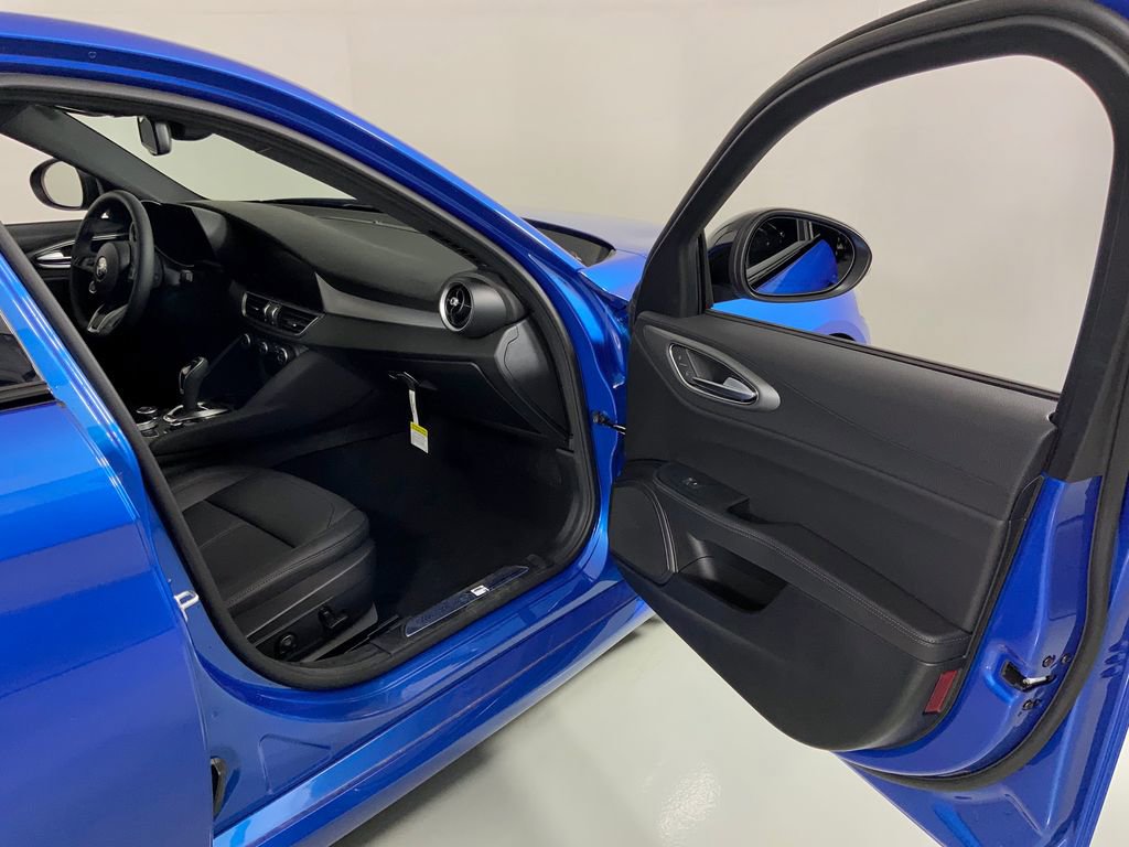 New 2026 Alfa Romeo Giulia AWD w/ Driving Assist Package image 30