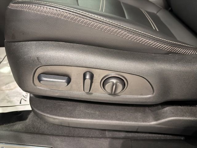 Certified 2024 GMC Terrain Denali w/ Black Diamond Edition image 19