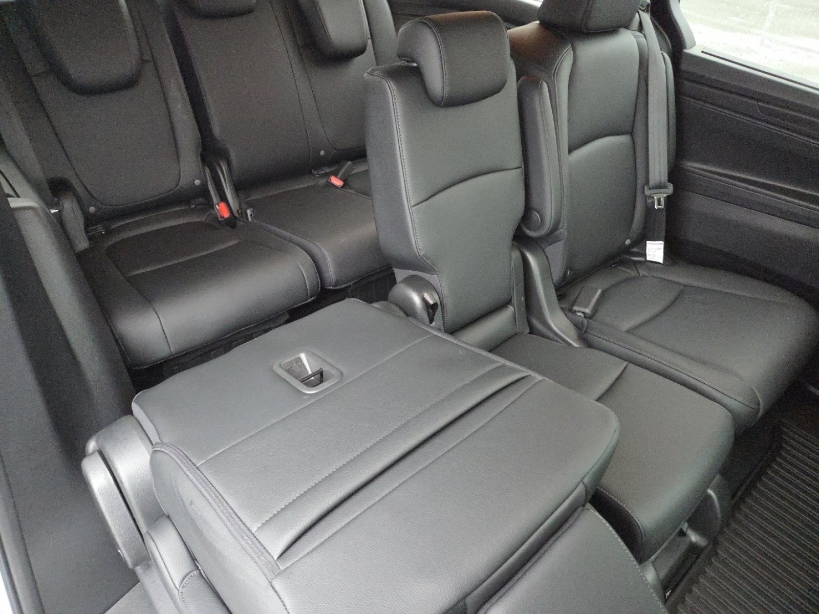 Certified 2026 Honda Odyssey EX-L image 22