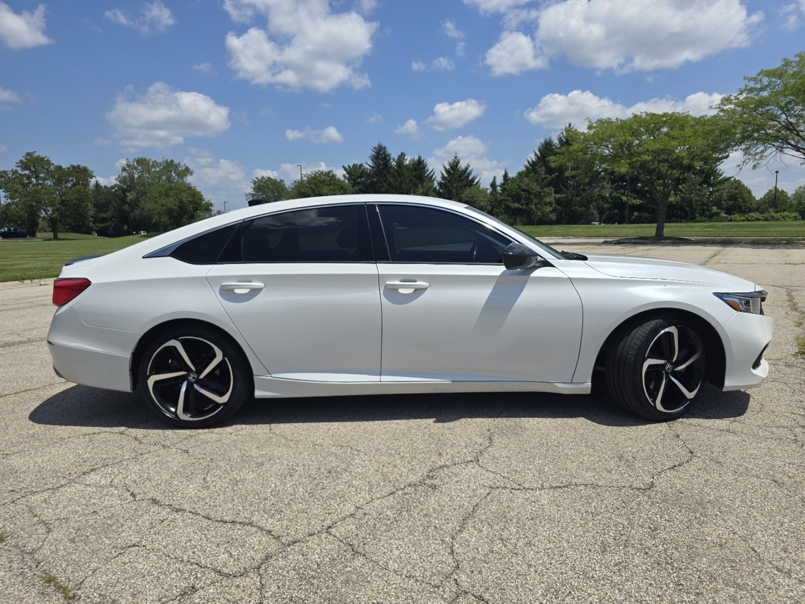 Certified 2022 Honda Accord Sport Special Edition image 19