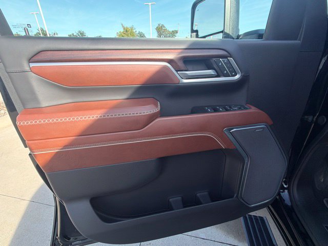 Used 2024 GMC Sierra 2500 Denali Ultimate AWD/4WD image 12