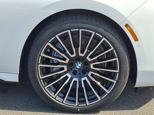 New 2026 BMW 760i xDrive image 8