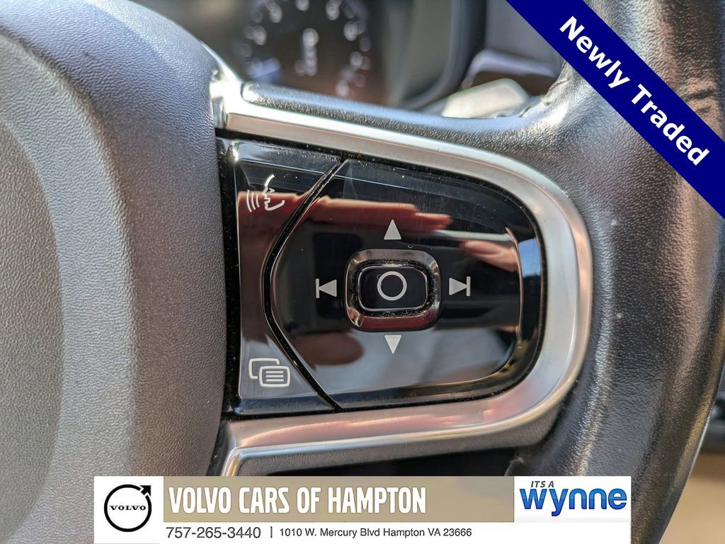 Used 2017 Volvo S90 T6 Momentum w/ Vision Package AWD/4WD image 26