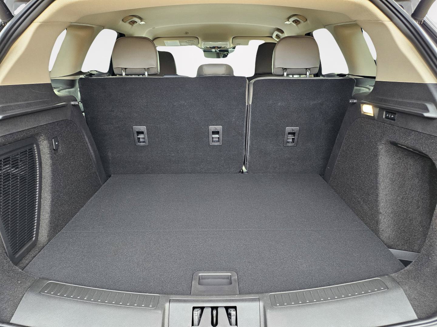 New 2026 Lincoln Corsair Premiere AWD/4WD image 25