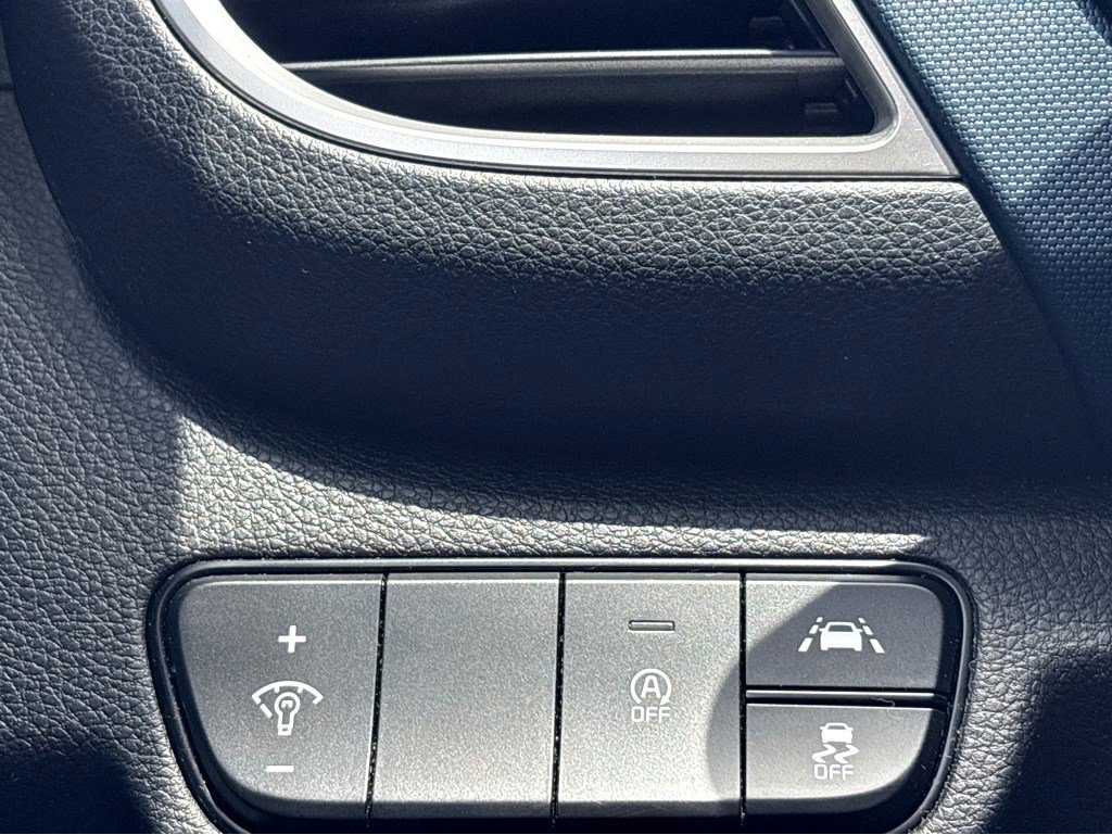 Used 2023 Kia Seltos S w/ Navigation Package FWD image 11