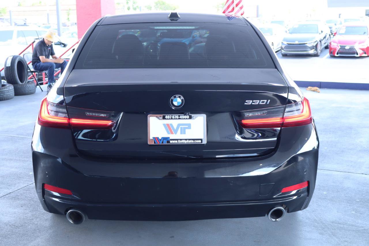 Used 2023 BMW 330i Sedan w/ Premium Package RWD image 8