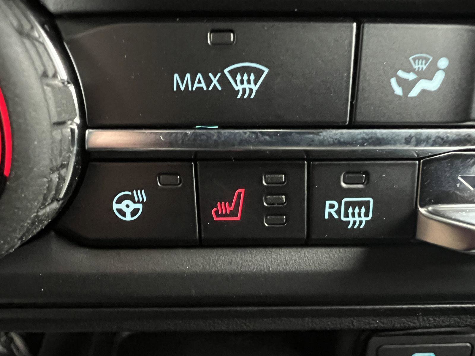 New 2025 Ford Bronco Badlands image 65