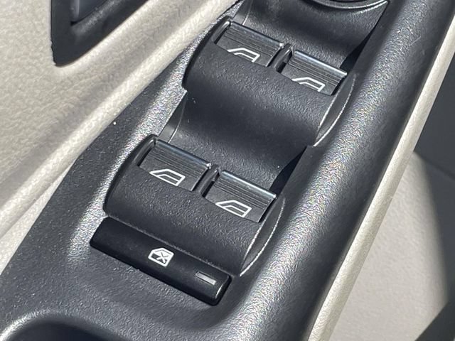 Used 2023 Ford Transit Connect XLT FWD image 13
