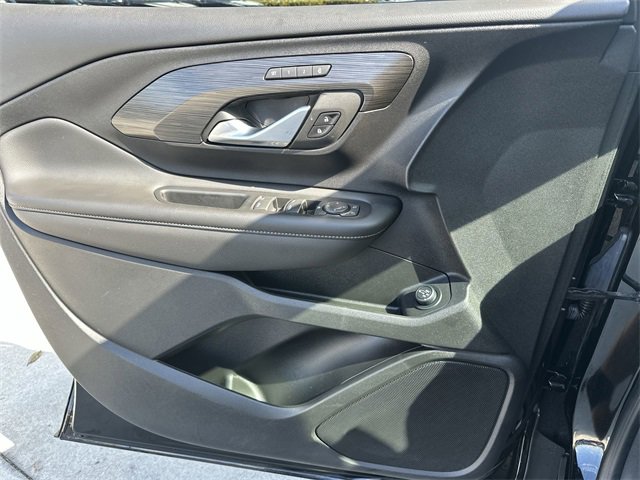 Used 2022 GMC Terrain SLT w/ Tech Package image 29