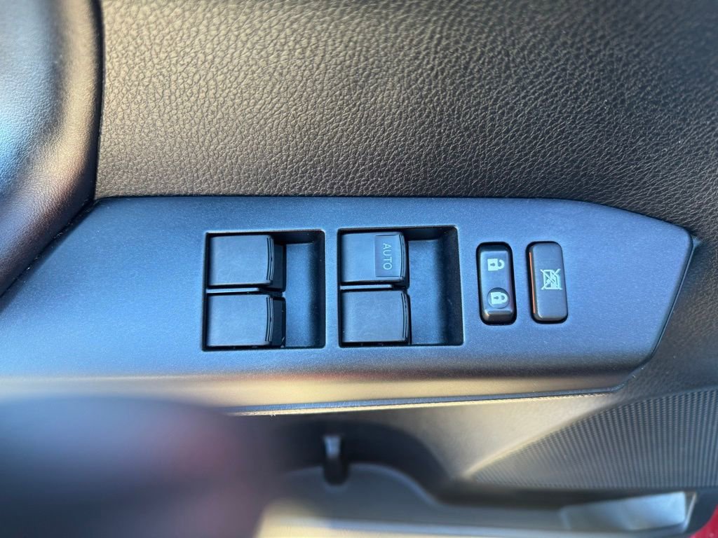 Used 2018 Toyota RAV4 XLE image 15