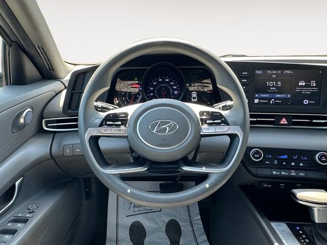 Used 2021 Hyundai Elantra SEL FWD image 12