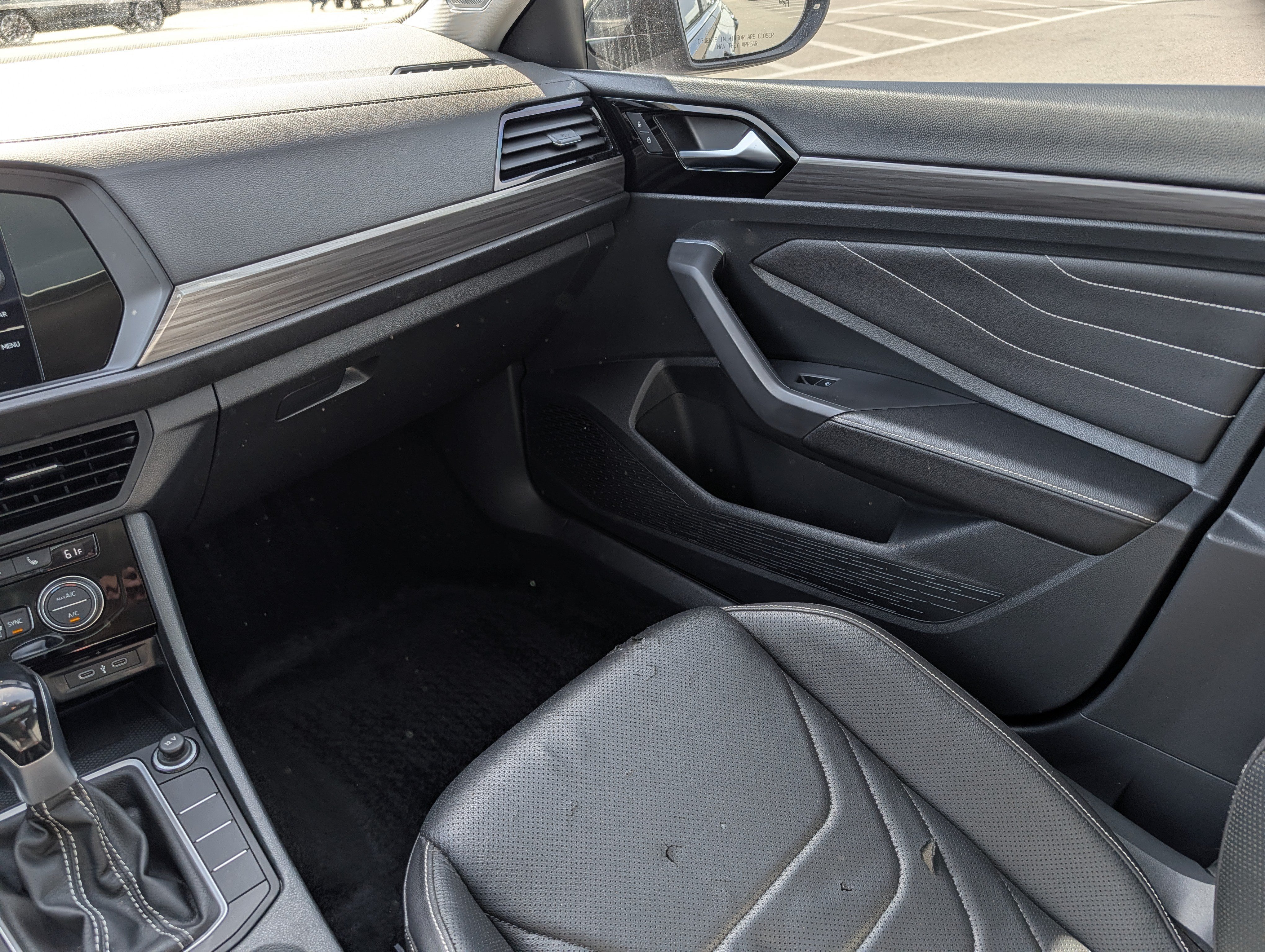 Certified 2023 Volkswagen Jetta SEL FWD image 14