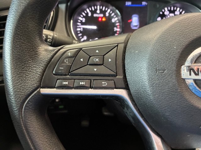 Used 2020 Nissan Rogue S AWD/4WD image 17