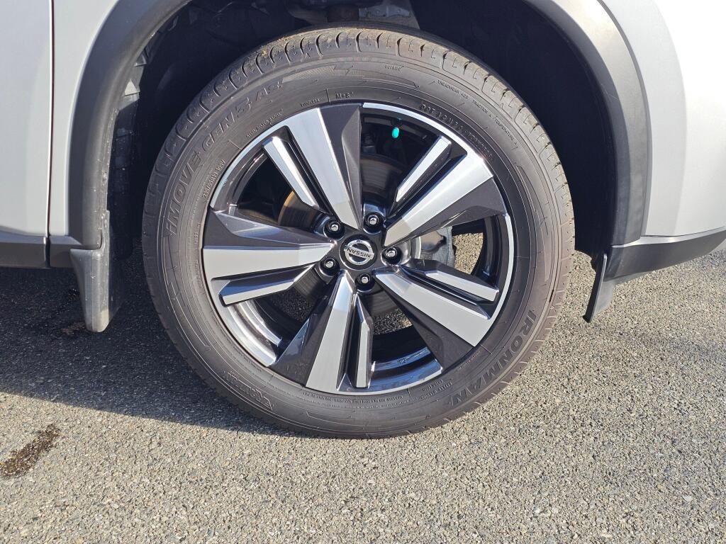 Used 2021 Nissan Rogue SL image 9