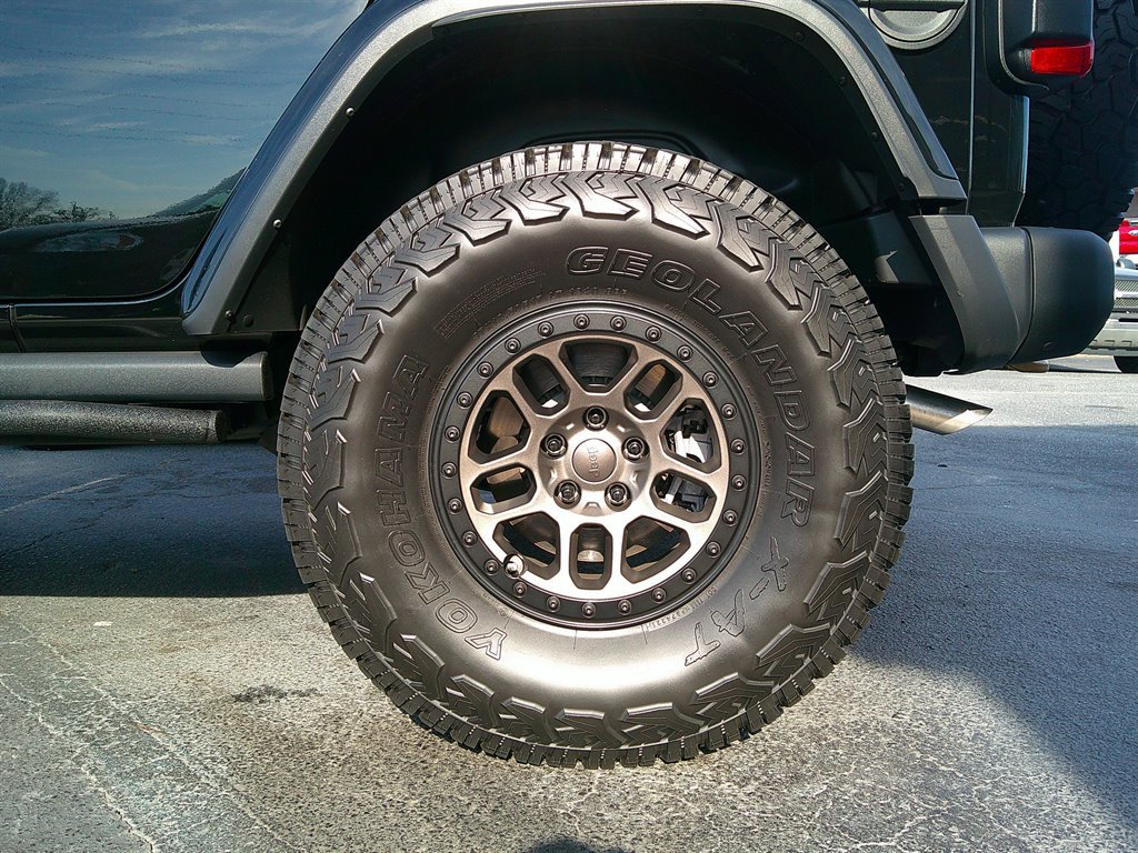 Used 2022 Jeep Wrangler Unlimited Rubicon 392 w/ Xtreme Recon 35" Tire Package image 39