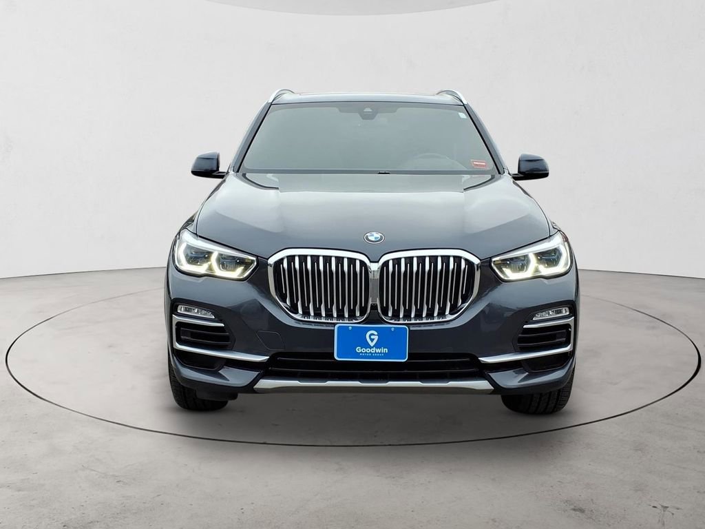 Used 2021 BMW X5 xDrive40i w/ Executive Package AWD/4WD image 2