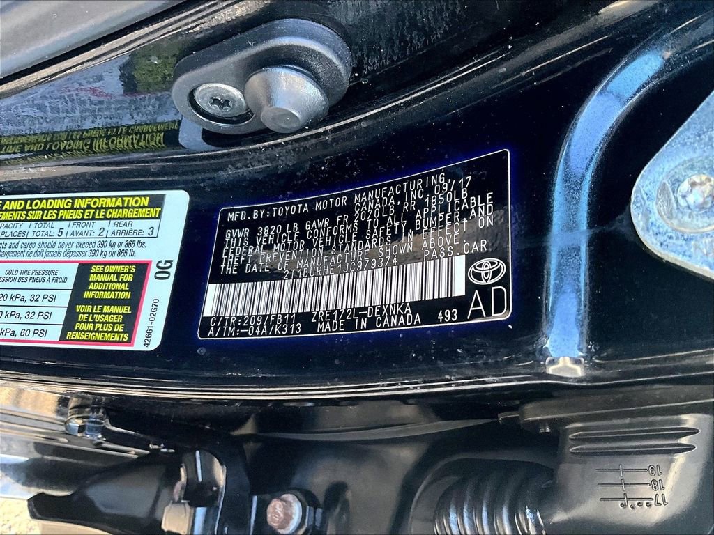 Used 2018 Toyota Corolla LE image 30