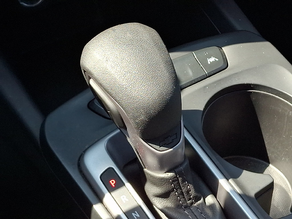 Used 2025 Chevrolet Trax LS FWD image 14