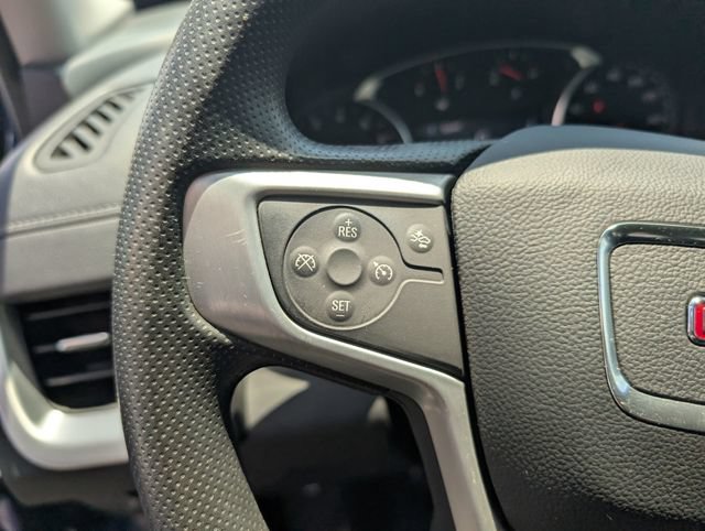 Used 2022 GMC Terrain SLE w/ Driver Convenience Package FWD image 17