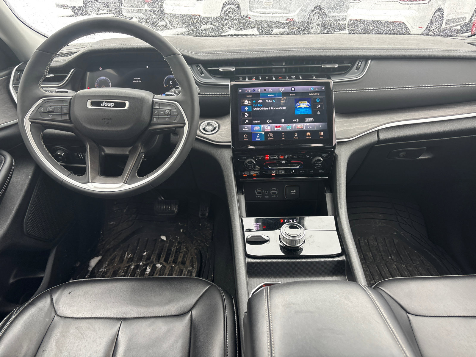 Used 2023 Jeep Grand Cherokee Limited image 27