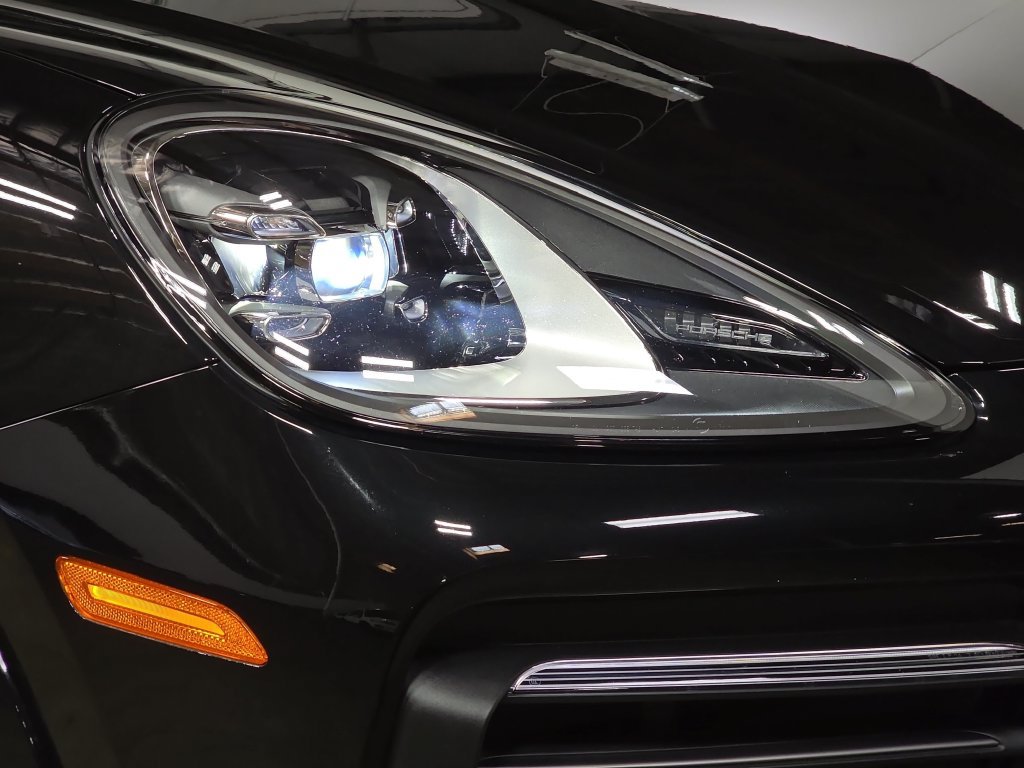 Certified 2023 Porsche Cayenne S AWD/4WD image 12