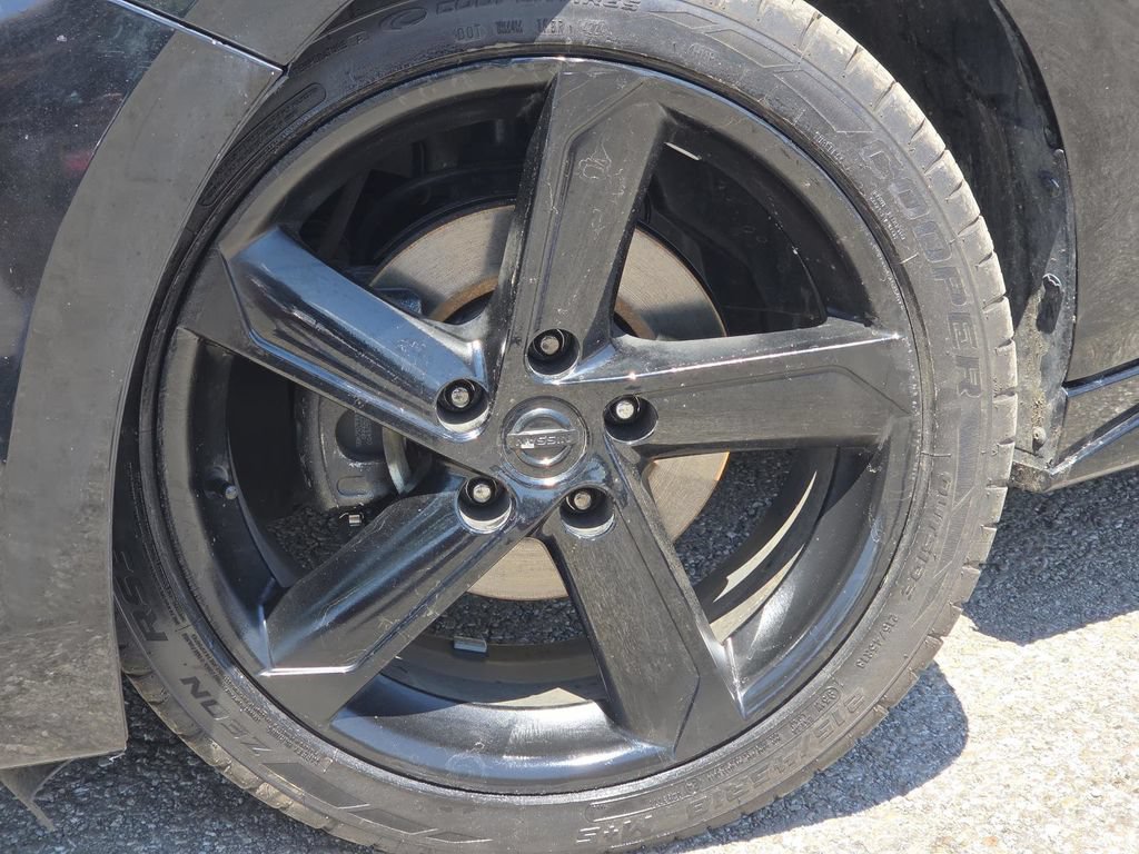 Used 2022 Nissan Sentra SR w/ Midnight Edition FWD image 9