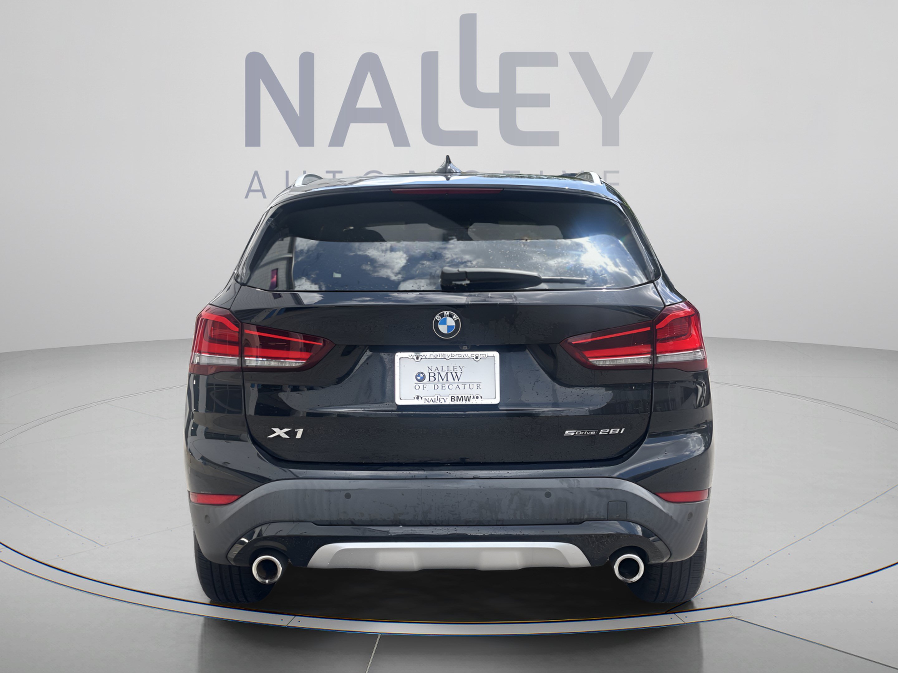 Used 2020 BMW X1 sDrive28i w/ Premium Package FWD image 3