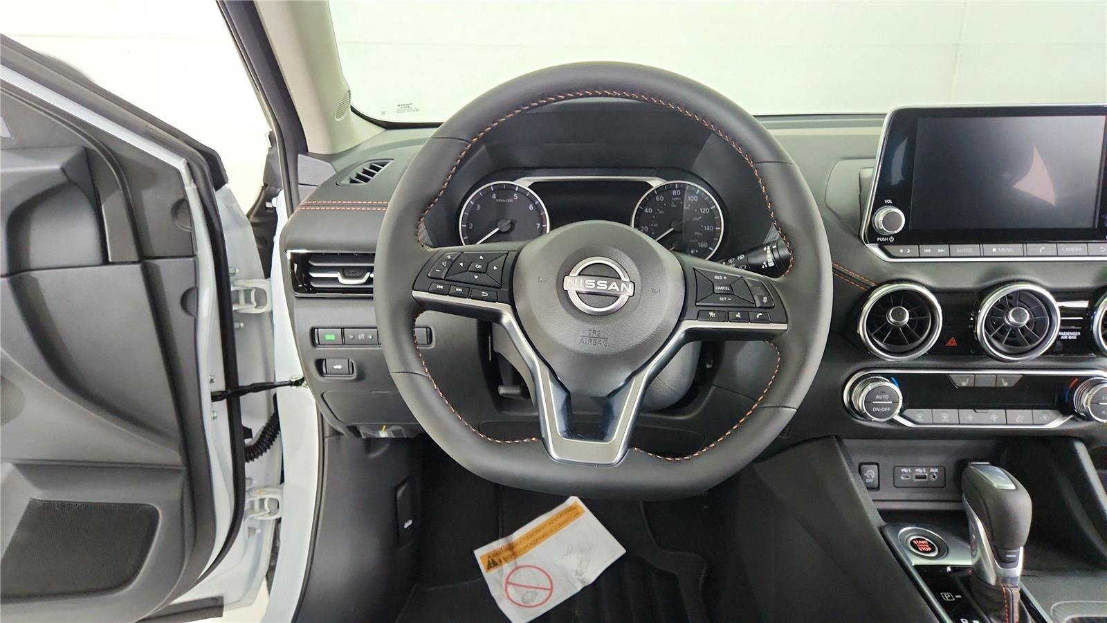 New 2025 Nissan Sentra SR image 18