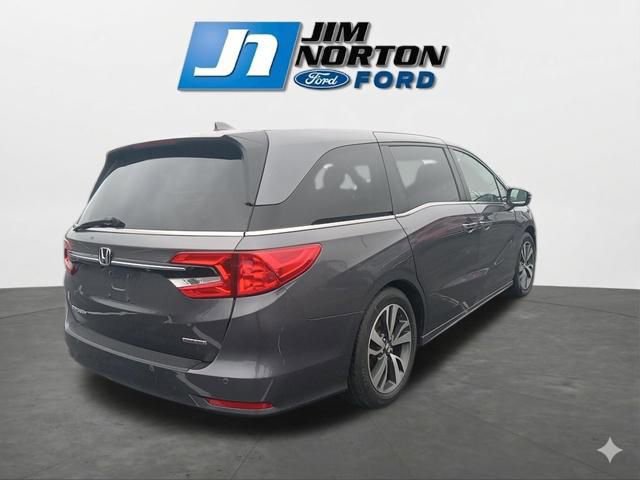 Used 2023 Honda Odyssey Touring image 10